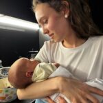 Stasya Miloslavskaya Instagram - свадьбы,выписки из роддома,новоселья-мы работаем на любых мероприятиях! но дорого. а @kalashnikovaas и @pogo_ego подарили нашей компании нового Друга! счастье 🌟