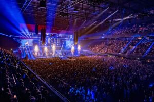 Stefania Liberakakis Instagram - Let’s dance until the end💕
(Slide for the best picture😍) 

#ziggodome
#grotesongfestivalfeest 
#lastdance