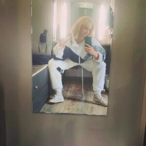 Stefanie Martini Instagram - Mostly Morning Marnie Mirror pics
Thanks for all the lovely words about The Gold 🪙💛✨
Tonight 9pm BBC 1
Also @graceesnell and @lisamustafa you're wizards