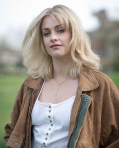 Actress Stefanie Martini HD Instagram Photos and Wallpapers February 2023
