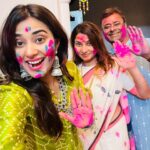 Stefy Patel Instagram - Holi 2022🌈 . . #familytime