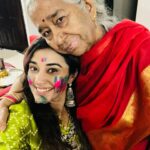 Stefy Patel Instagram - Holi 2022🌈 . . #familytime