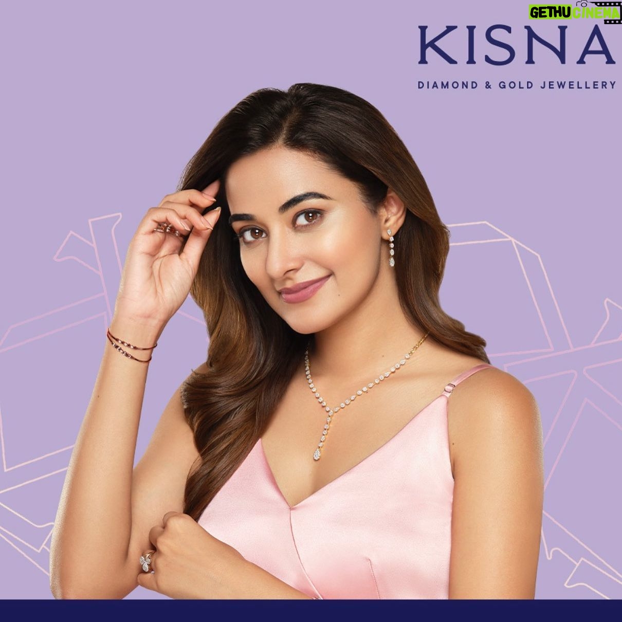 Stefy Patel Instagram - Campaign for @kisnadiamondjewellery 💍 . Shot by @prasadnaaik