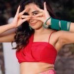 Stefy Patel Instagram - How are you my INIPU people ♥️ . . Had the best time shooting the song 🥰 . #saregamaoriginals #gurdeepmehndi #stefypatel