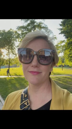 Stella Creasy Instagram - Day 17 is about noise - do you find the Victoria line noisy? Me too! That’s why I have been chasing TFL about it - a vote for me is a vote for someone who wants walthamstow to be the best place to live because it’s my home too. And for someone who won’t rest until TFL sort this out!