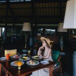 Stella Lee Instagram - Chasing serenity in the middle of paddy view at @tanahgajahubud 1. Spa with paddy view 2 & 3. My private pool at the villa 4 & 5. Dining at Tempayan Restaurant 6. Afternoon tea at the lounge 7. Picnic afternoon tea 8. Hot Balloon Air ride 9. Kecak Performance at the estate 10. Romantic paddy dinner