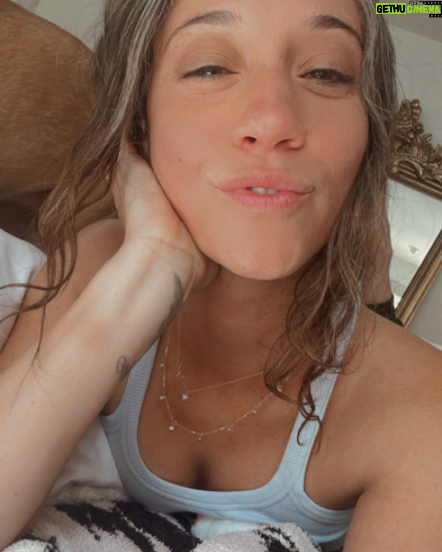 Stella Maeve - 15.4K Likes -