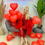 Stella Mizeraki Instagram - #GIVEAWAY με 10 νικήτριες/ νικητές 🥳❤️ ΕΛΗΞΕ. ❤️ . . . . Για να κερδίσεις θα κάνεις μόνο τα εξής: 💁‍♀️follow: @stellamizerakicollection @novi__te & εμένα Και Like στην φωτογραφία Οι νικήτριες/ες κερδίζουν: 🥳1η θέση: 1 γουνα , 1 βραδινό φόρεμα και 1 κόσμημα 🥳2η θέση: 1 γούνα, 1 σετ φόρμες και 1 κόσμημα 🥳3η, 4η, 5η & 6η θέση: 1 βραδινό φόρεμα και 1 κόσμημα η κάθε μια 🥳7η, 8η, 9η & 10η θέση: 1 σετ Φόρμες και 1 κόσμημα η κάθε μια Τα κοσμηματα που κερδίζουν οι 10 νικήτριες/ες είναι απο ανοξείδωτο ατσάλι και ειναι της εταιριας @novi__te Το Giveaway ξεκινάει στις 31/01 και λήγει στις 07/02. Η ανάδειξη των 10 νικητριών/ων θα γίνει τυχαία με κλήρωση μέσω πιστοποιημένης εφαρμογής. Μπορούν να πάρουν μέρος στον διαγωνισμό όσες/όσοι βρίσκονται εντός Ελλάδας. Τα δώρα θα παραδωθούν στις νικήτριες/ες με μεταφορική εταιρία. Για την συμμετοχή σας στο διαγωνισμό δεν είναι απαραίτητη η πραγματοποίηση κάποιας αγοράς. Η συγκεκριμένη προωθητική ενέργεια δεν επιχορηγείται, υποστηρίζεται ή διεξάγεται από το instagram ουτε συνδέεται μαζί τους με κάποιο τρόπο. Με την συμμετοχή σας στον διαγωνισμό δηλώνετε ότι το instagram απαλλάσσεται από κάθε ευθύνη για την συγκεκριμένη προωθητική ενέργεια. Καλή επιτυχία σε όλες & όλους 😍❤️