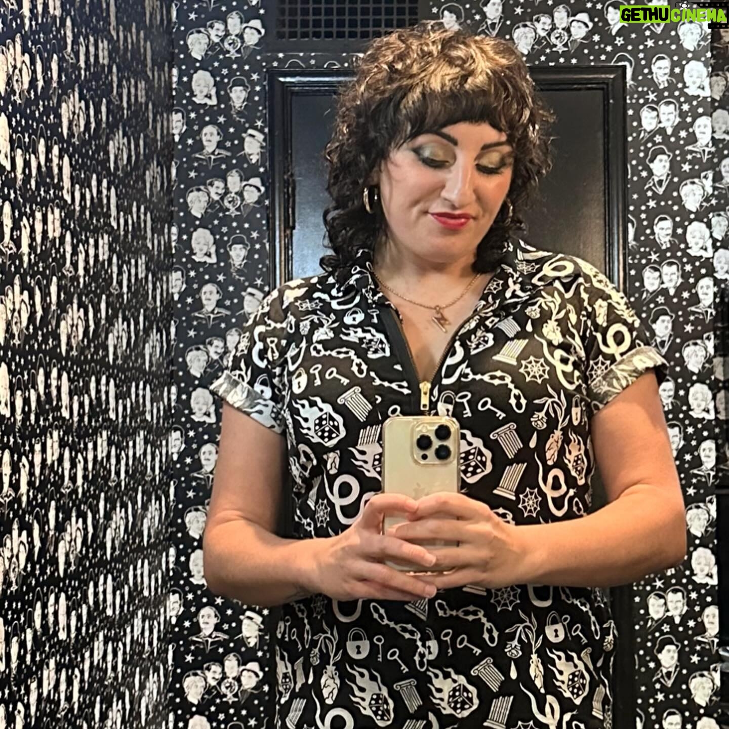 Steph Tolev Instagram - CINCINNATI & COLUMBUS! Here I come this weekend to @cincyfunnybone & @columbusfunnybone! If I ain’t coming to your city go to my damn site, sign up and request me & see FREE CONTENT before anyone else 🥰🥰🥰 📸by @jimmccambridge #standup #cincinnati #columbus #ohio #standupcomedy #jumpsuits