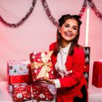 Stephania Potalivo Instagram - Tak for det dejligste Alle mod 1 juleshow igår 🧑🏼‍🎄🤶🏽🎄⛄️ Vi håber i har lyst til at se med på fredag d.22 dec. ❤️ 📸- @lagoni