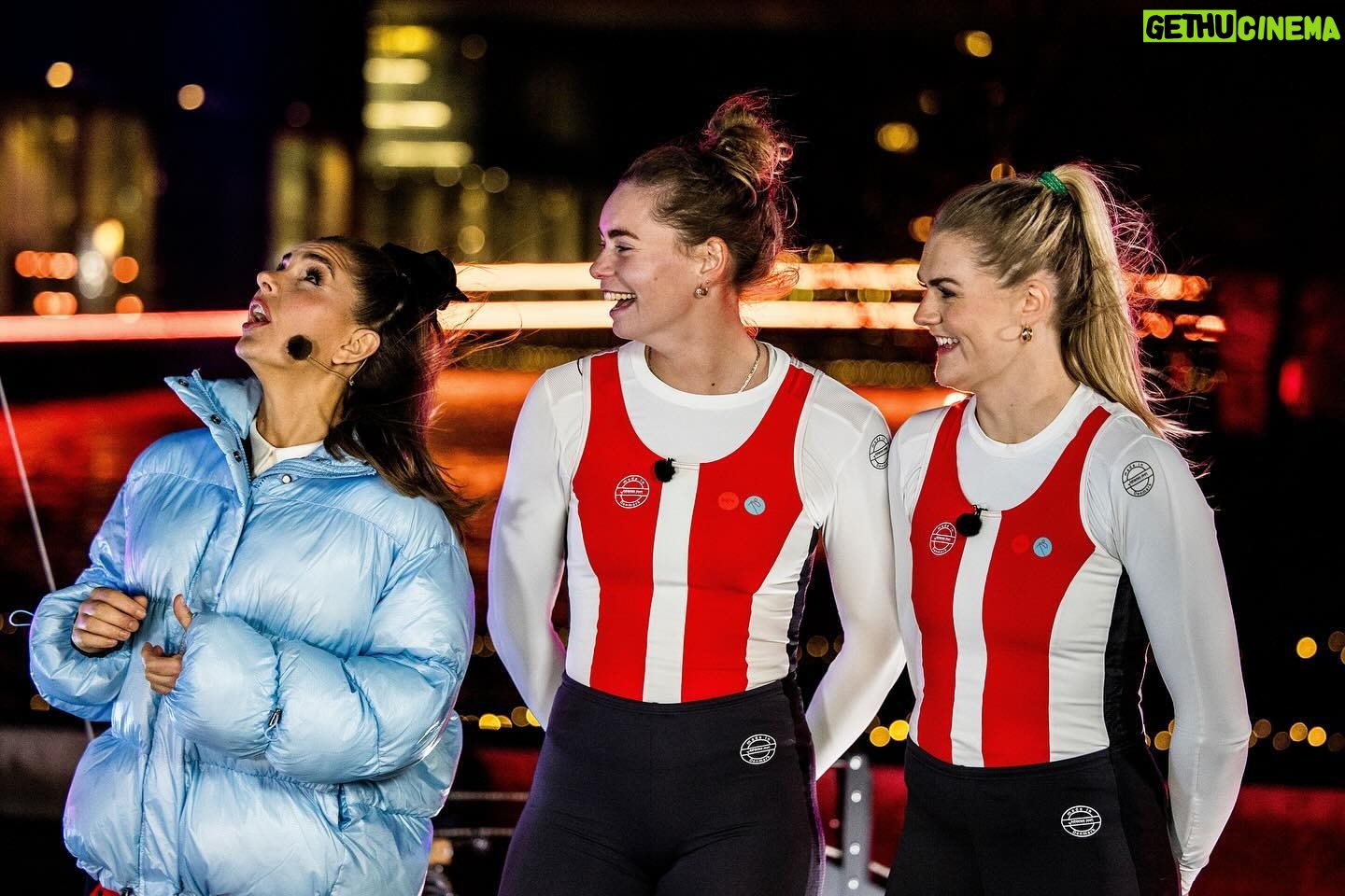 Stephania Potalivo Instagram - Tak for det dejligste Alle mod 1 juleshow igår 🧑🏼🎄🤶🏽🎄⛄️ Vi håber i har lyst til at se med på fredag d.22 dec. ❤️ 📸- @lagoni