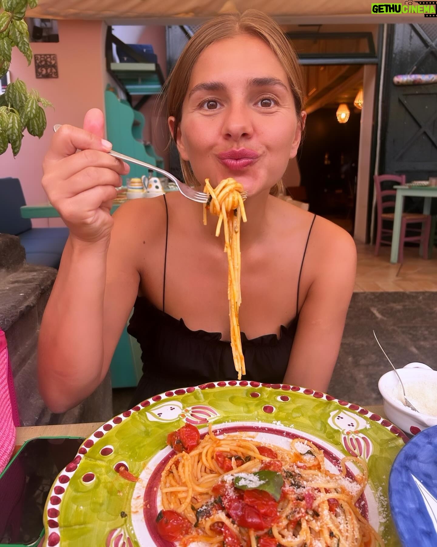 Stephania Potalivo Instagram - Gæt min livret 🇮🇹