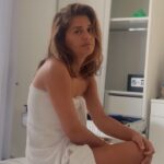 Stephania Potalivo Instagram - Så er det på tirsdag, at mit nye program “Hvordan bliver jeg gravid?” har premiere på @dr1tv Jeg er super spændt - og samtidig er det også meget sårbart, da jeg stadigvæk ikke er blevet gravid. Men jeg ved, hvor mange der står i netop samme situaiton, og derfor er det så vigtigt, at vi allesammen får en større viden om vores biologi, ved hvad der er af behandlingsmuligheder og får en indsigt i, hvordan de forskellige fertilitetsbehandlinger udføres - og ikke mindst hvordan det psykisk kan være at stå i, for både kvinder og mænd. Jeg er så taknemmelig for alle jer eksperter, der har delt jeres viden, og alle jer, der sammen med mig åbner op om jeres forløb ❤️