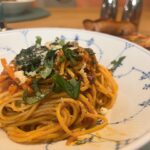 Stephania Potalivo Instagram - Opturs mad at komme hjem til! Spaghetti puttanesca 🇮🇹 @hellofreshdanmark Brug koden STEPHANIA2024 og spar op til 1.199 DKK på dine 5 første måltidskasser 💚