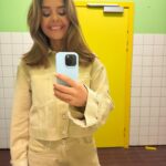 Stephania Potalivo Instagram – Lidt blandet fra 🧻☀️