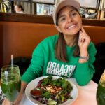 Stephania Potalivo Instagram – Søndag med det og dem jeg elsker 💚