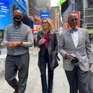 Stephanie March Instagram - #RankRayOne & Thank you @rayformayor 
"This time last week, I imagined I would release our arts policy today at the epicenter of arts and culture in New York City; Times Square and joined by artists like @marchstephanie. However, on Saturday, three innocent bystanders were the unintended targets of a shooting in broad daylight. Another tragic story of gun violence in our city. It’s time to move forward, past the outrage and rhetoric. We need leadership that addresses the root causes of gun violence and crime in our city:

When I’m mayor, I will immediately initiate a safety surge in:
✅ officers focused on gun violence
✅ community policing
✅ mental health support services & social workers
✅ funding to violence prevention programs

Thank you, former Brooklyn North NYPD Chief Nelson and Stephanie March for standing with me today. We need solutions, not empty rhetoric. Safe streets are central to bringing back the arts, our economy and everything in between. 

We will crack down on the flow of illegal guns into our city, through the I-95 “Iron Pipeline” and we will make our streets safe for all New Yorkers."