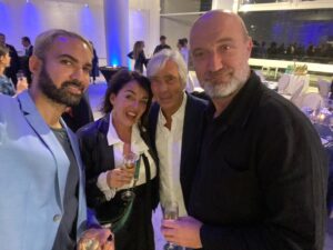 Stéphanie Pareja Instagram - Nous, lorsque nous sommes contents nous louchons. Ouéé les gagnants !👌🤓
Une formidable édition la 11eme déjà! @festivaldesheros, c’est toi le héros @patrickjorge6 MERCI 🤩🎬 pour  l’accueil chaleureux 
et merciiii au public💗

@jolatzko 
@frederic_maranber
@marvinpellegrino