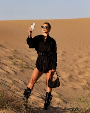Stephanie Herela Instagram - Ramón de Campoamor said that: “In this treacherous world / nothing is true or a lie / everything is according to the color / of the glass with which you look.” #herelasunglasses by @stephanieherela 
#shoot by @sunclicksuae