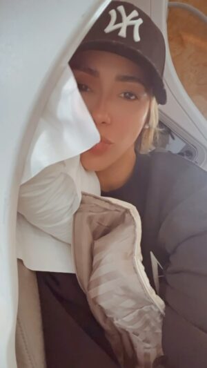 Stephanie Herela Instagram - ✈️ Back to Dubai 🤍 @onboardemirates