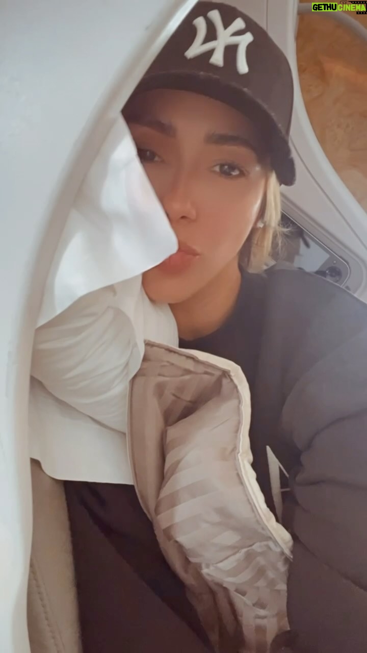 Stephanie Herela - 309 Likes - ✈️ Back to Dubai 🤍 @onboardemirates