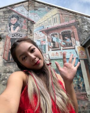 Stephanie Ho Instagram - Thank you KL🇲🇾
✈️ homebound🇭🇰

Love a good work trip, a little mommy’s getaway time but
Just can’t wait to see my boys back at home!!! 💓