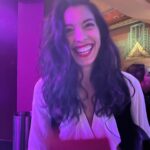 Stephanie Sigman Instagram - Anoche Me salieron más líneas de expresión de las risas! Gracias @cristinarodlo 👌🏽💕 @sofffiaaa1 SOLD OUT @ The Wiltern 🔥