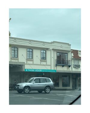 Stephanie Sigman Instagram - 🇳🇿 💙

1. Favorite jeans of the season 
2. Takapuna 
3. Auckland Zoo
4. Mama Working 
5. 🚀 hugger 
6. Hawk ( with a kiwi accent) 
7. Joy and I about to watch ‘THE PICTURE OF DORIAN GRAY’ play with the most mind Blowing  performance of #ErynJeanNorvill 🙌🏽👏🏽
8. Happiness 
9. Black Sand beach 
10. Best bussiness name