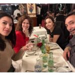 Stephanie Sigman Instagram - Sintiéndolo mucho…Siempre Anoche me cagó un pájaro - buenisima suerte no ? - @jsabinaoficial le dedico una canción a mi amigo @cealcuadrado .Nos dieron las 10 y las 11, las 12 y la una … y la pasamos de lo más lindo. @marabarros me cautivó hasta los huesos Solo extrañamos a @leivaoficial_ y a @leondearanoa 💋 Eres grande @jsabinaoficial ❤️‍🔥