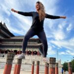 Stephanie Siriwardhana Instagram - Learning so much about the richness of the Meihua Quan culture and martial arts . It is over 4000 years old 🥰 Shaolin Kung Fu is only 1500 years old and incorporates a lot of Meihua forms, weapons and traditions ♥️ . #china #meihuaquan #meihua #shaolin #shaolinkungfu #weapons #meihuapoles #balance #yinyang #love