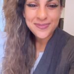 Stephanie Siriwardhana Instagram - It’s time to put an end to being scammed when shopping online!! It’s important to be safe not only as a customer but also as an online business owner too 👩🏻‍💼🌐 I have partnered with @meta to raise awareness about being safe in E-Commerce and how we can take necessary precautions to stay safe from e-commerce scams ✅♥️ You can end it, if you know it! Let’s build a safer internet marketplace for everyone 🌐 #StaySafeWithMeta #SaferInternetDay