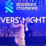 Stephanie Siriwardhana Instagram - Had an awesome time hosting & singing at the @stanchartsl Achievers night with @kumardesilva.official ♥️ . #gig #host #sing #kumar #blue #green #gold #srilanka