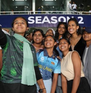 Stephanie Siriwardhana Instagram - Loved hosting the Grand Opening of the Legends Cricket Trophy Season 2! Women power on stage 💪🏾🥰🎤🏏🤩 💃
.
💍- Aquamarine & Diamond Set by @puregoldbytiesh 
👗- @michael_wijesuriya_ 

#cricket #cricketlovers #lct #legends #trophy #love #srilanka #tiesh #puregoldbytiesh