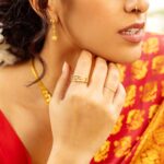 Stephanie Siriwardhana Instagram – The Greatest thing You’ll ever learn Is Just to Love and be Loved in Return…
♥️
#natureboy #puregold #puregoldbytiesh #tamil #tamilan #the #greatest #love #justlove #receive #receivelove #jewelry #goldjewellery #srilanka🇱🇰 #tiesh #blessed #joy #grateful