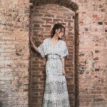 Stephy Tang Lai-Yan Instagram - 春🌸 OOTD🌱 Dress @aliceandolivia_hongkong Accessories @apmmonaco #apmmonaco Styling @queenie_yu #qystyling Hair @myos_jeremywong @myos.hair Make Up @davinagc @cyruslee_bridal_makeup