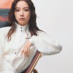 Stephy Tang Lai-Yan Instagram - 聆聽自己身體的聲音 並不是一件奢侈的事 這是不要離「我」太遠的過程 探索自我可能是一輩子的事 默默的 可能你會發現 一些很容易會被忽略的意識 碎碎的念頭 這些那些 都會累積起來成為一些改變 #FigaroDigitalCover #madamefigarohk #loropiana Hair: @myos_ritzlam Makeup : @cyruslee_bridal_makeup