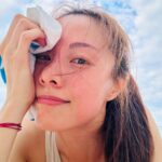 Stephy Tang Lai-Yan Instagram - 最近特別多人問我平時做咩運動😌 好啦 今日做嘅運動馬上同大家分享下 35秒極速影片（仲要淨係影到對腳😆） 係咪好有誠意？ 今日選擇左做35分鐘 Cardio HIIT 連warm up Cool Down 前後一個鐘左右已經好攰喇😅 不過今日天氣幾好涼涼地喺戶外做好舒服 唔洗做野我其實係好懶得出街 所以多數都係屋企自己跟Youtube做😛 當然要搵適合自己同需要的 好似我咁懶出街但係又要保持好身型嘅你地都可以試下😎 #紅都面曬