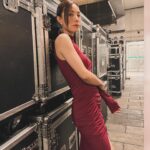 Stephy Tang Lai-Yan Instagram - 相隔多年 龍威和憫情終於再合體了 不過今次係唱歌仔 多謝龍威 @tinyeyes39 邀請 繼續good show🎉🎉🎉 #我無一張清楚嘅台上合照 #有無人有可以send比我 #龍威 #憫情 #鄭中基世界巡迴演唱會2024香港站 styling：#qysytling @queenie_yu Hair ： @myos_ritzlam makeup： CyrusLee