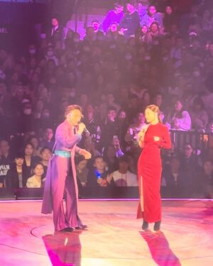 Stephy Tang Lai-Yan Instagram - 相隔多年
龍威和憫情終於再合體了
不過今次係唱歌仔
多謝龍威 @tinyeyes39 邀請
繼續good show🎉🎉🎉

#我無一張清楚嘅台上合照
#有無人有可以send比我
#龍威
#憫情
#鄭中基世界巡迴演唱會2024香港站 

styling：#qysytling @queenie_yu 
Hair ： @myos_ritzlam 
makeup： CyrusLee