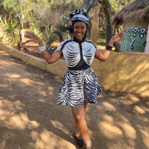 Sthandile Nkosi Instagram - Do you remember Amina from Mr Bones 3 - Son of Bones? ♥️

@mrbonesmovies 

#mrbones3 
#mrbones3sonofbones 
#mrbones3movie 
#costume 
#actress 
#onset
#archives