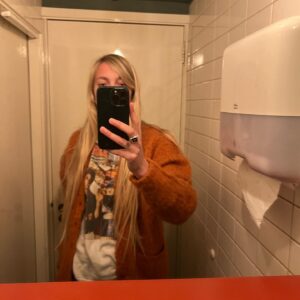 Stien den Hollander Instagram - zomer of herfst dump!! ⭐️🎄