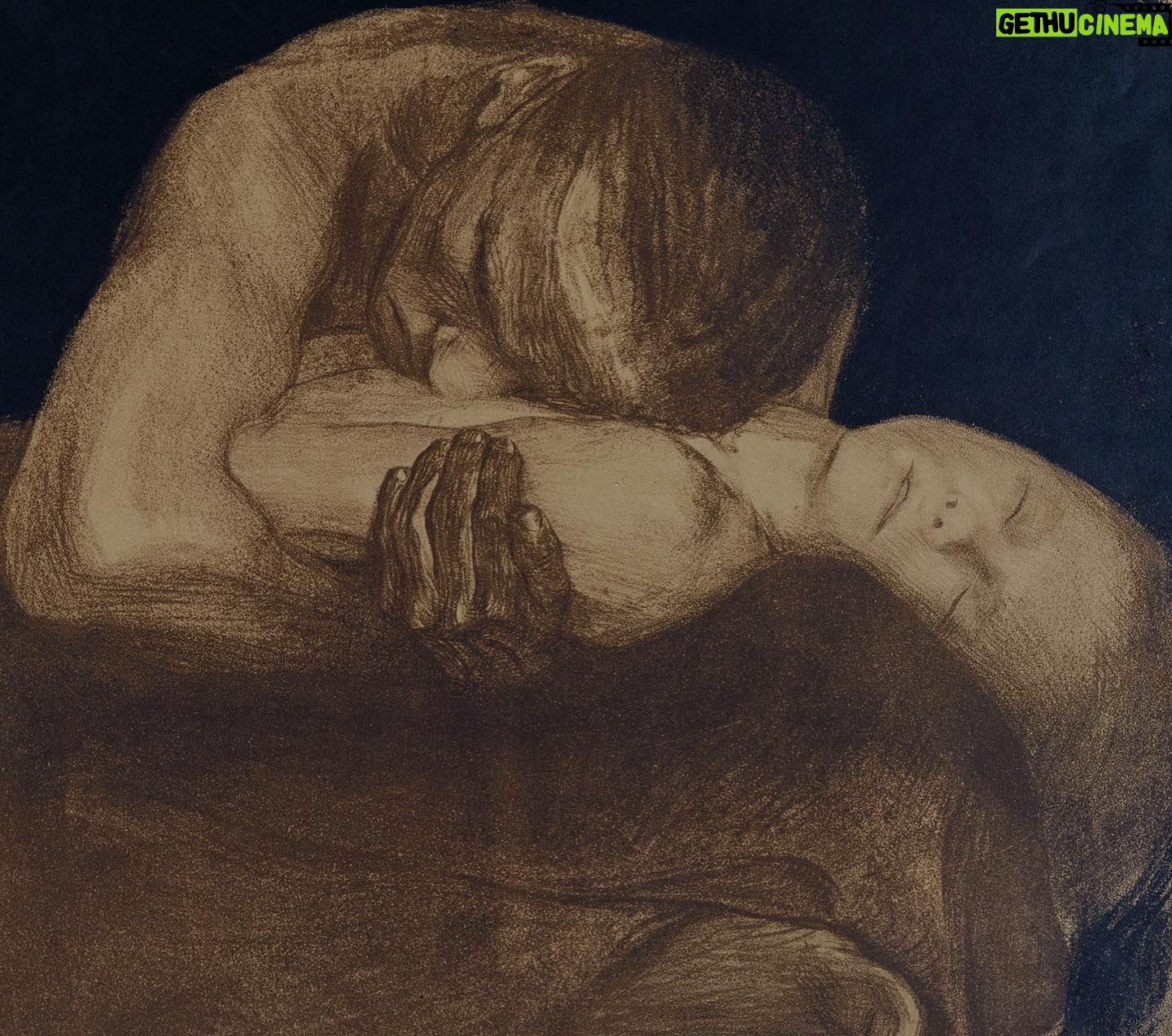 Stina Wollter Instagram - Bild 1, 2: Mor med dött barn. 1903 3: ”Schlachtfeld” 1907 Käthe Kollwitz. (1867-1945) Vars konst förbjöds av nazisterna. Kollwitz var socialist och pacifist och när nazisterna kom till makten 1933 i Tyskland togs hennes konst bort från museer och hon förbjöds att ställa ut sina verk. Under andra världskriget förstördes många av hennes teckningar och skulpturer och hon dog strax före krigsslutet. (Hennes son dog i början på första världskriget vid 21 år ålder.)