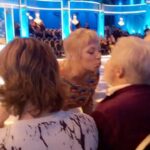 Stina Wollter Instagram – Minnena poppar upp på FB. Det var intensiva veckor… Dement mamma, undervisning och radio varje söndag OCH Lets dance. Lite dålig planering kan tyckas men jag gjorde det.
Här var det flamenco för prick sju år sen. Och lite från det omkring. 10 bilder. @letsdance
Pga frågor: Mammas målning av prima ballerinan Marianne Orlando i mitten. Till vänster, mammas målning av sin döda son, Tom -och till vänster mammas målning av Ylva över soffan i mammas demensboende.
Bild 8: Underbara Dagny Carlsson