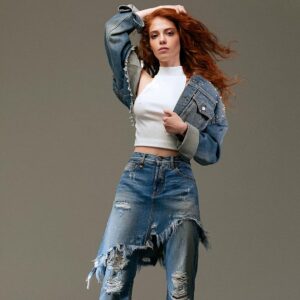 Su Kutlu Instagram - InStyle Mayıs sayısı bayilerde!
📸Kerem Yılmaz
✏️Deniz Tokgöz
👗👠Nazlı Kayran
💆🏻‍♀️Remzi Ateş
💄Ömer Faruk Dinç