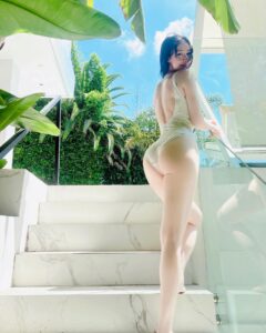Actress Suan Chen HD Instagram Photos and Wallpapers March 2024