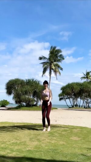 Suan Chen Instagram - 運動開啟美好的一天🌞