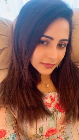 Subiksha Instagram - 💥💋
#leo playlist on mind 🖤

#thalapathy #leomovie #vijay #lokeshkanagaraj #trending #réel #karukarukarupayi #vijayfans