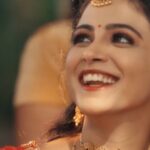 Subiksha Instagram - Full on grooves ❤️ 🎶 En #Pondattee nee pondatee nee thaan di 🥰✨ Listen here 🎧▶️: https://youtu.be/7aHQVvOq9Qg #ThinkSpecials @achu_rajamani @bereadyfilms @donglijumbo @anjana_rangan @subikshaoffl @somshekar_ @iam.richardson @cinema_scientist @kvraj98 @editorsudhir @kowsi @subikanifabint @vigneswari_s_subbulakshmi @jeevithamakeupartistry @prachuprashanth @aruntheeditor @dwan_19 @gowtham_k_vasan @satish_elan_go @kuttyr360
