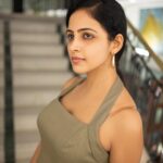 Subiksha Instagram - Hard work lets you achieve the best 💚 #believeinyourself Clicked : @johan_sathyadas 📷 Retouch : @whoizsri ❤️ Outfit : @subikshaoffl ‘s wardrobe 🙋🏻‍♀️ #love #elegance #justpose #nomakeupneeded #loveyourself #beingyou #sunshine #subikshakrishnan #subiksha #sweety #greenoutfit #photography #portraitphotography #chandramukhi2 #swagathaanjali
