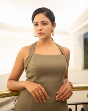Subiksha Instagram - Elegance is an attitude 💥💚

Clicked : @johan_sathyadas 📷
Retouch : @whoizsri ❤️
Outfit : @subikshaoffl ‘s Wardrobe 🙋🏻‍♀️

#elegance #attitude #trendingnow #love #just #sunshineonmymind #subikshakrishnan #subiksha #sweety #photography #justaclick #chandramukhi2